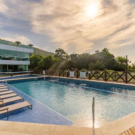Varandas Do Atlantico - Confortavel Apartamento Em Condo Pe Na Areia 邦比尼亚斯 外观 照片